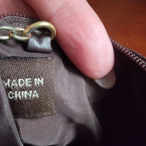 Coach Hamptons Embossed Stitched Signature Brown Leather Card Case with Keyring - Picture 11 of 14